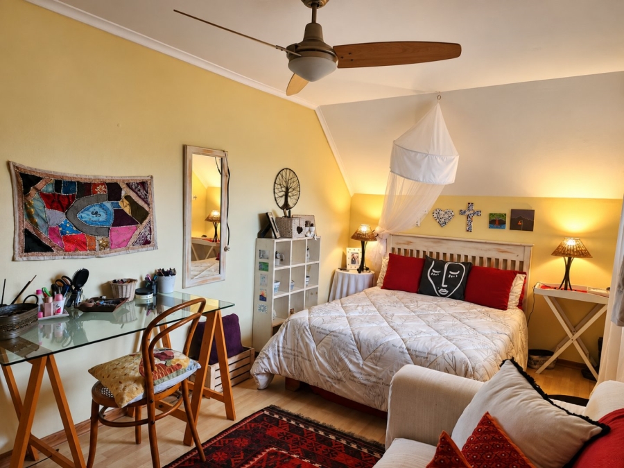 3 Bedroom Property for Sale in Denver Park Western Cape